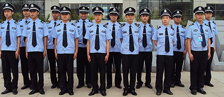 維護(hù)管理區(qū)域內(nèi)的公共秩序，協(xié)助做好安全監(jiān)控